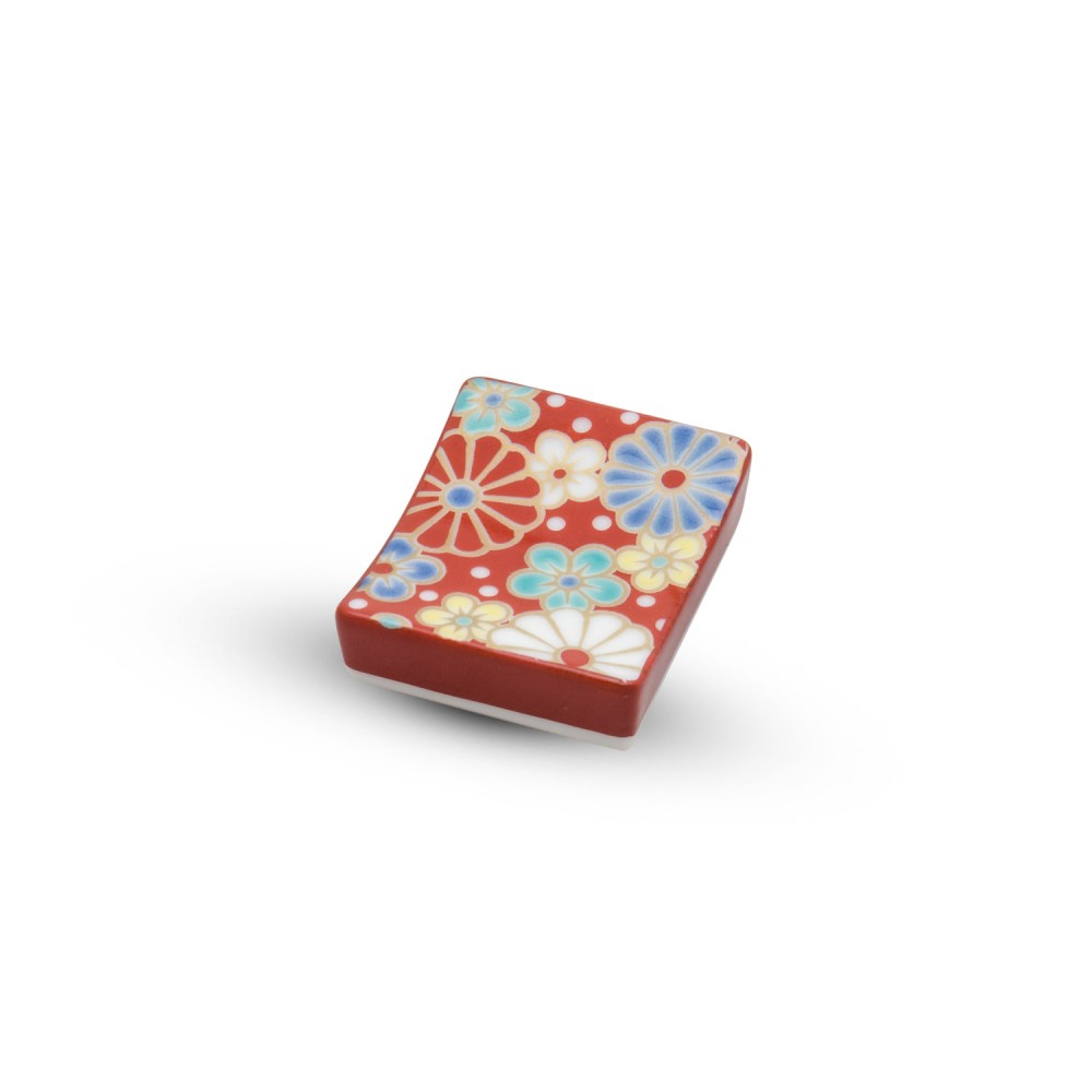 Kutani Red Floral Chopstick Rest