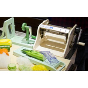 Vegetable Slicers, Mandolins & Bonito Shaver (27)